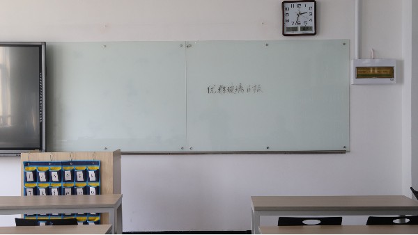 找对玻璃白板厂家，能省不少烦恼-优雅乐