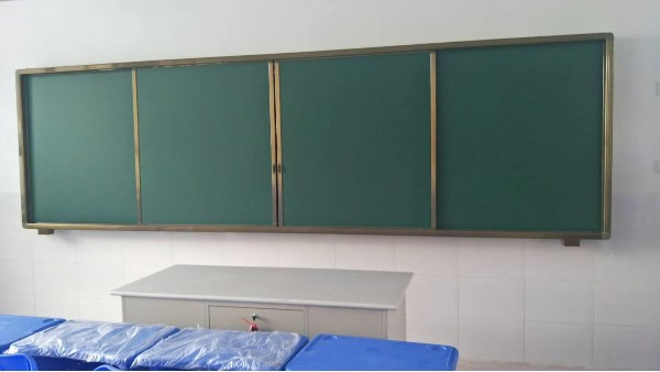 教学推拉黑板质保期多久？---优雅乐